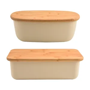 Große Brotbox mit natürlichem Bambusdeckel für die Frischehaltung von Lebensmitteln in der Küche.