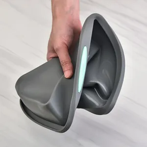 Flexible silicone baking mold for chiffon cake, bread, and toast, easy to fold and store.