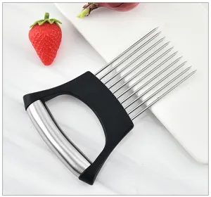Supporto per cipolle in acciaio inossidabile e pratico utensile da cucina per tagliare.