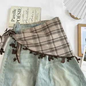 Stilvoller karierter Schal Wickel Jeans Hosen Set Sommer Vintage vielseitig trendiges Outfit