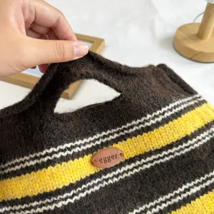 Sac à main tricoté rayé détail, sac fourre-tout en laine automne hiver pour femmes quotidien.