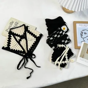 Französischer Vintage Handgehäkelt Dreieckstuch Damen Kariert Gänseblümchen Strick Stirnband Bandana Schnür Haar Accessoire
