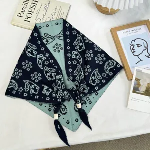 Pañuelo triangular de punto con cuentas, bufanda retro con estampado floral, gargantilla versátil.