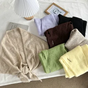 Écharpe Triangulaire Tricotée De Couleur Unie Style Ins Coréen Pour Femmes Automne Hiver Foulard À Nouer Cœur Ajouré Châle