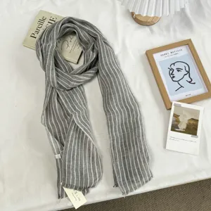 Écharpe en lin rayé gris de haute qualité, châle long doux et respirant pour le voyage et l'été.