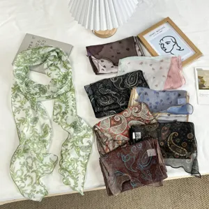 Fashion Polyester Long Scarf Gradient Color Patchwork Paisley Heart Print Narrow Silk Scarf Lightweight Decorative Neck Wrap For Women Daily Travel Wear