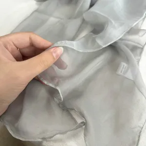 Foulard transparent uni femme léger foulard de cou printemps été mode écharpe grise