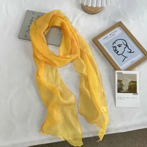 Écharpe jaune transparente élégante pour femme, châle léger de mode printemps été.