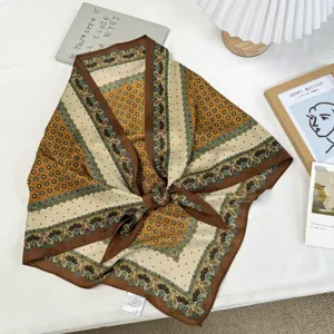 Vintage green paisley triangle silk scarf, elegant old money style neckerchief accessory for women.
