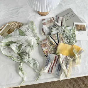 Dames Multifunctionele Polyester Driehoek Bandana Hoofddoek Bedrukte Sjaal Bloemen Paisley Tie-Dye Taille Wikkel Dunne Sjaal Dagelijks Casual Haaraccessoire