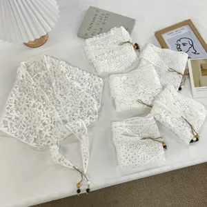 Koreanischer Stil Gestrickter Blumen Dreiecksschal Hohl Häkelspitze Überwurf Für Damen Hüftschal Rock Zubehör Für Den Alltag