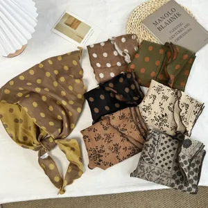 Vintage Stippen Geometrische Print Polyester Driehoekige Sjaal Voor Dames Koreaanse Stijl Decoratieve Haarband Halssjaal Hoofddoek Accessoires