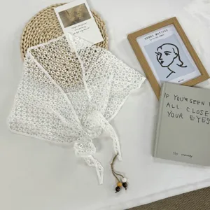 Weißes spitzen strick dreieckstuch lochmuster blumen überwurf mode schick sommer strand rock wrap