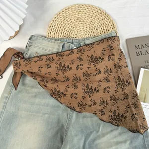 Vintage bruine bloemige driehoek sjaal vrouwen retro halsdoek haarband haar accessorio