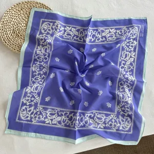 Paarse paisley katoenen vierkante sjaal modieuze bandana hoofd doek voor vrouwen haar accessoire