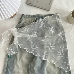 Witte kant gelaagde driehoekige sjaal rok verlenging taille accessoire dames detailweergave