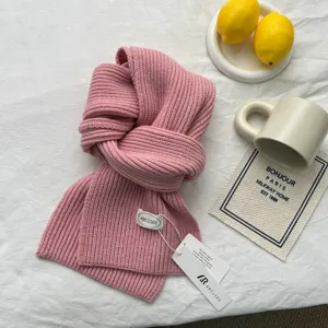 Echarpe en tricot rose hiver epaisse chaude douce cotelee douillette accessoire style