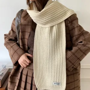 Cozy knitted winter scarf for women, solid color short warm neck warmer daily wear.