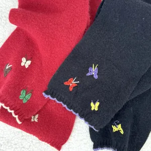 Bufanda de punto de invierno para mujer con bordado de mariposa, cuello de lana cálido.