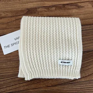 Solid color knitted scarf women winter warm short scarf soft wool neck warmer detail shot