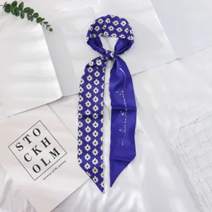 Schicker langer schmaler Seidenschal für Damen, modischer geometrischer Print und stilvolles Band.