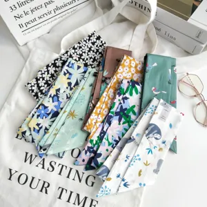 Mode Décontracté Coton Petit Foulard Pour Femmes Botanique Floral Imprimé Cheveux Longs Ruban Sac Décoration Poignet Bandana Cravate