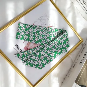Écharpe ruban en lin coton floral vert bandeau polyvalent accessoire élégant pour poignet.