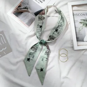Foulard en soie vert long et étroit ruban twilly élégant pour femmes accessoire de sac