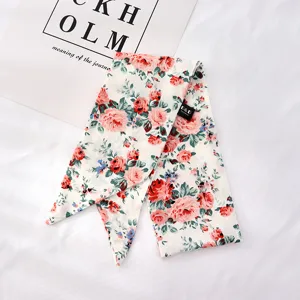 Ruban de cheveux floral foulard en soie pour femmes, long bracelet élégant et accessoire de sac.