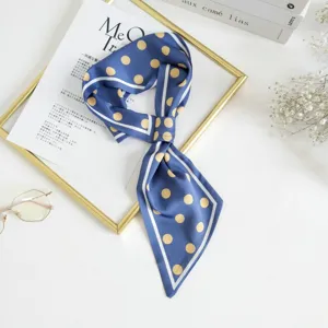 Blauwe zijden sjaal met gele stippen en witte randen, elegante halsdoek voor vrouwen.