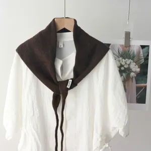 Châle triangulaire en tricot pour femme, écharpe élégante automne hiver, foulard décoratif.
