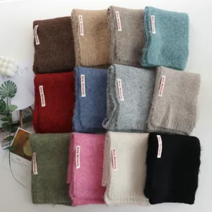 Écharpe Longue Couleur Unie pour Femmes Écharpe Chaude d'Hiver en Tricot Doux Style Preppy Classique Couleur Dopamine Écharpe en Polyester pour Femmes