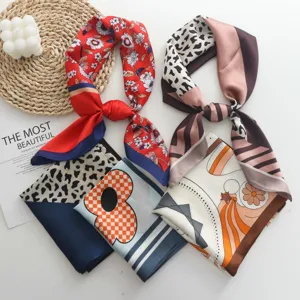 Dames Bedrukt Satijn Vierkant Sjaaltje Mode Zijde-achtig Halstuch Bloemen Luipaard Geometrisch Patroon Hoofddoek Elegant Haar Handtas Accessoire