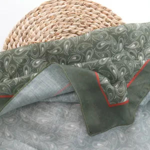 Retro groen paisley patroon kleine vierkante sjaal voor dames, zachte haarband halsdoek.