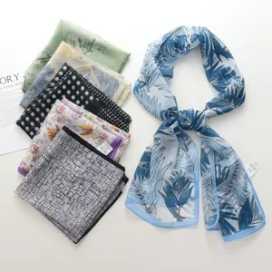 Foulard en Soie Long Élégant pour Femmes Châle Imprimé Floral Botanique et Pois Protection Solaire d'Été Écharpe en Polyester Mince
