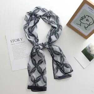 Écharpe longue et transparente pour femme avec motif de chaîne noir et blanc, élégante