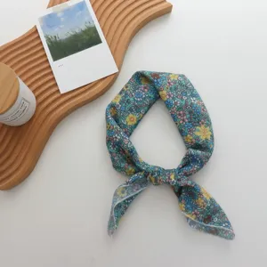 Floral print square scarf for women, stylish neckerchief and hair band for daily casual wear.