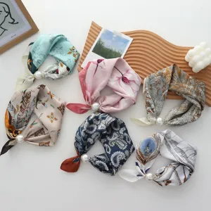 Nieuwe Bedrukte Ketting Sjaal Voor Vrouwen Met Magnetische Kunstparel Sluiting Elegante Hoofdband Nekbeschermer Mode Accessoires
