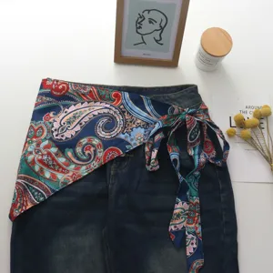 Κασκόλ μέσης από τεχνητό μετάξι με σχέδιο paisley φούστα τριγωνικό μαντήλι γοφών