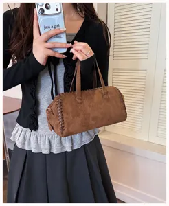 Vintage braune Wildleder Damen Handtasche grosse Kapazitaet Boston Kissen Tasche Umhaengetasche.