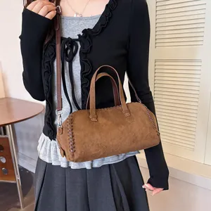 Vintage braune Veloursleder Boston Handtasche für Damen, lässige Umhängetasche mit Webdetails.