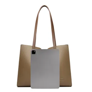 Grand cabas de travail d'affaires, sac à main élégant en cuir pour femmes élégantes.