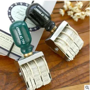 Tampon dateur en bois vintage avec texte pour agenda DIY et cahiers de notes.