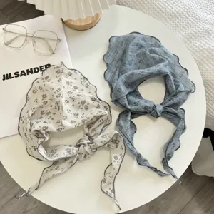 Foulard triangolare floreale fascia per capelli stile pastorale retrò bandana donna primavera.