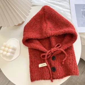 Cagoule en tricot rouge hiver chaud écharpe à capuche épaisse chapeau de laine boutons