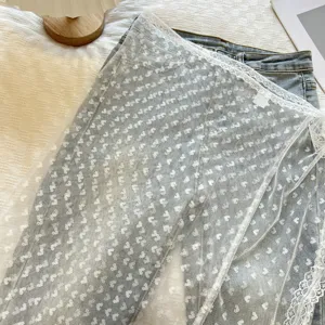 Gonna a balze in pizzo bianco trasparente, elegante motivo a cuori in rete moda donna.