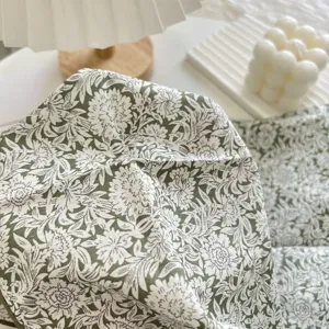 Πράσινο βαμβακερό τετράγωνο μαντήλι με floral μοτίβο, ρετρό κορδέλα, κομψό γυναικείο φουλάρι.