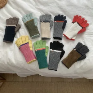Unisex Color Block Knitted Touch Screen Gloves Winter Warm Long Cuff Cycling Skiing Gloves Fashion Couple Gloves