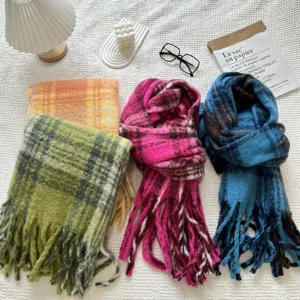 Acogedora bufanda de cuadros retro colorida, chal largo y cálido con flecos para hombres y mujeres.