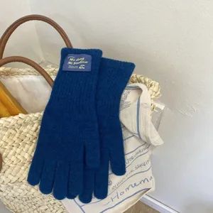 Winter cute knitted long gloves for women, warm full-finger thermal gloves, cozy wear.